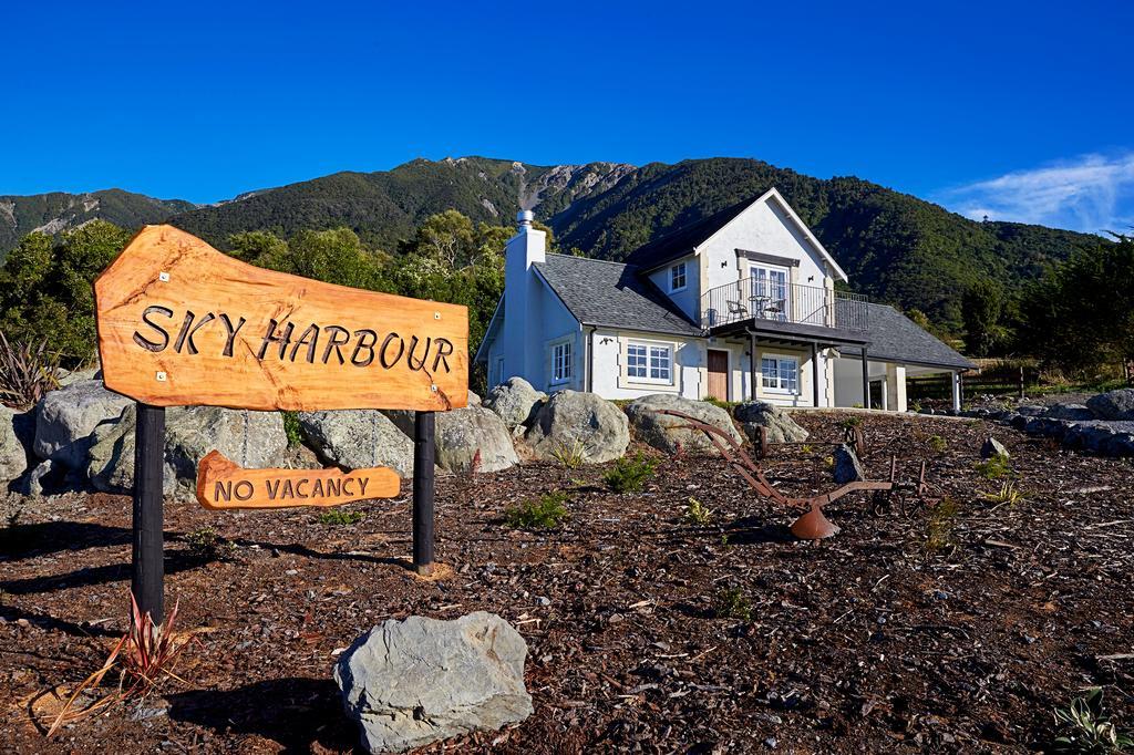 Sky Harbour Villa Kaikoura Esterno foto